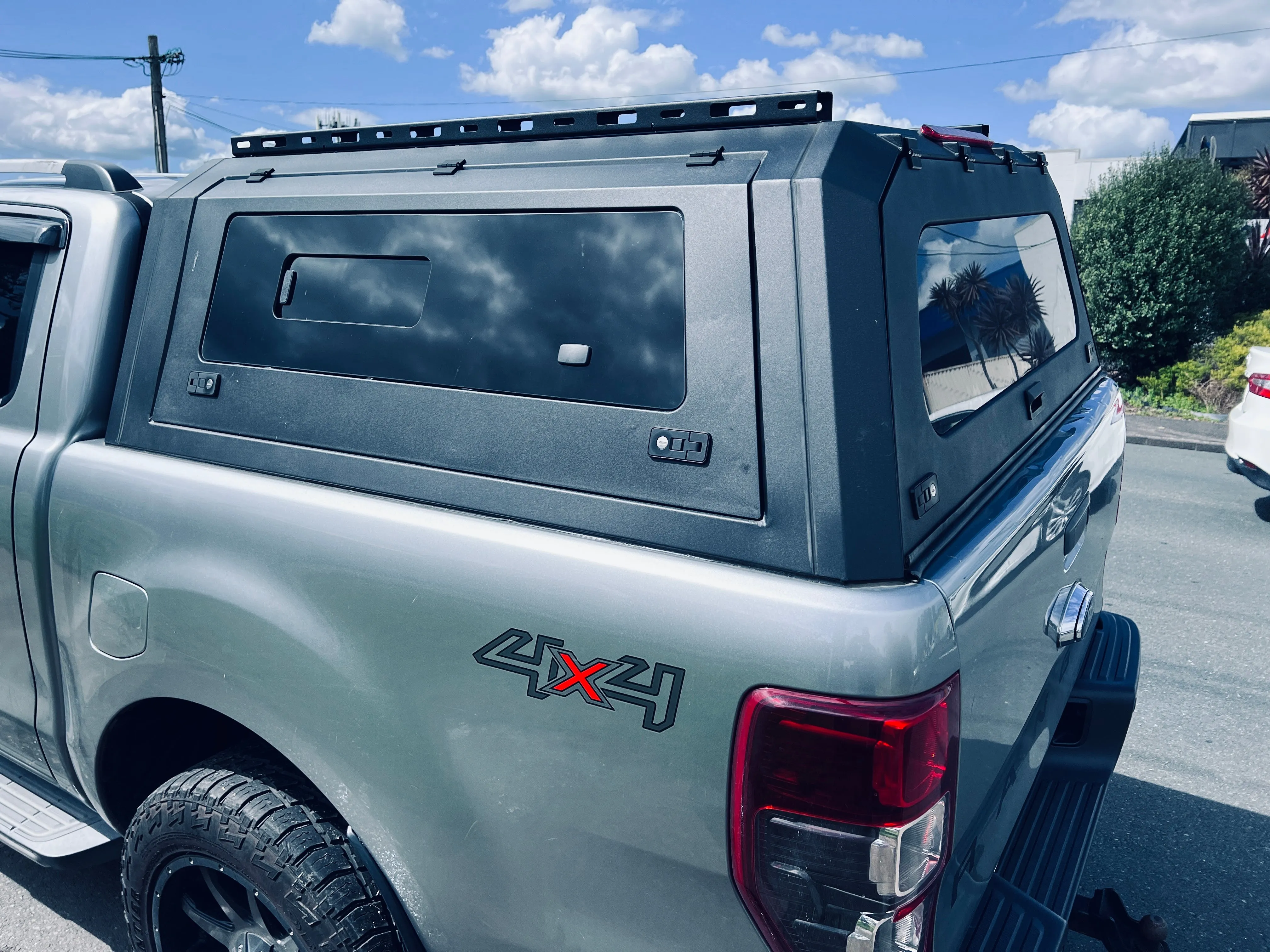FORD RANGER & RAPTOR  2012-2022 -   Heavy Duty Secure & Strong Lock-up Aluminium Canopy ( PRE-ORDER )