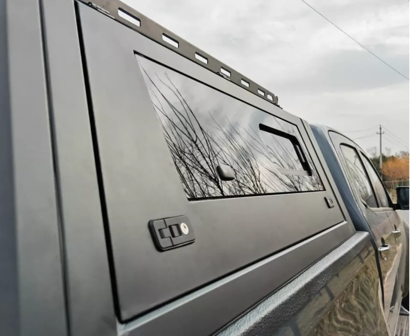 FORD RANGER & RAPTOR  2012-2022 -   Heavy Duty Secure & Strong Lock-up Aluminium Canopy ( PRE-ORDER )