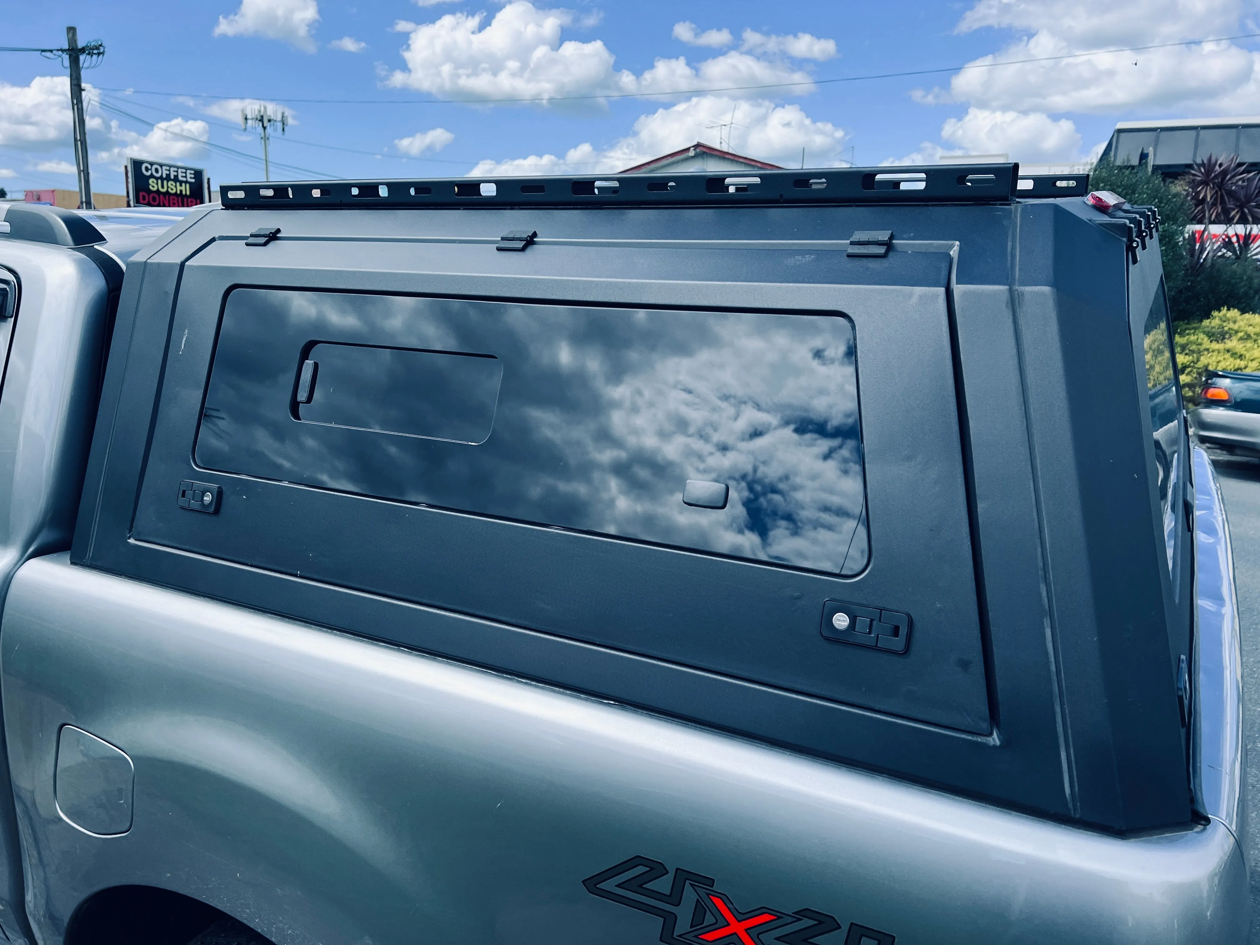 FORD RANGER & RAPTOR  2012-2022 -   Heavy Duty Secure & Strong Lock-up Aluminium Canopy ( PRE-ORDER )