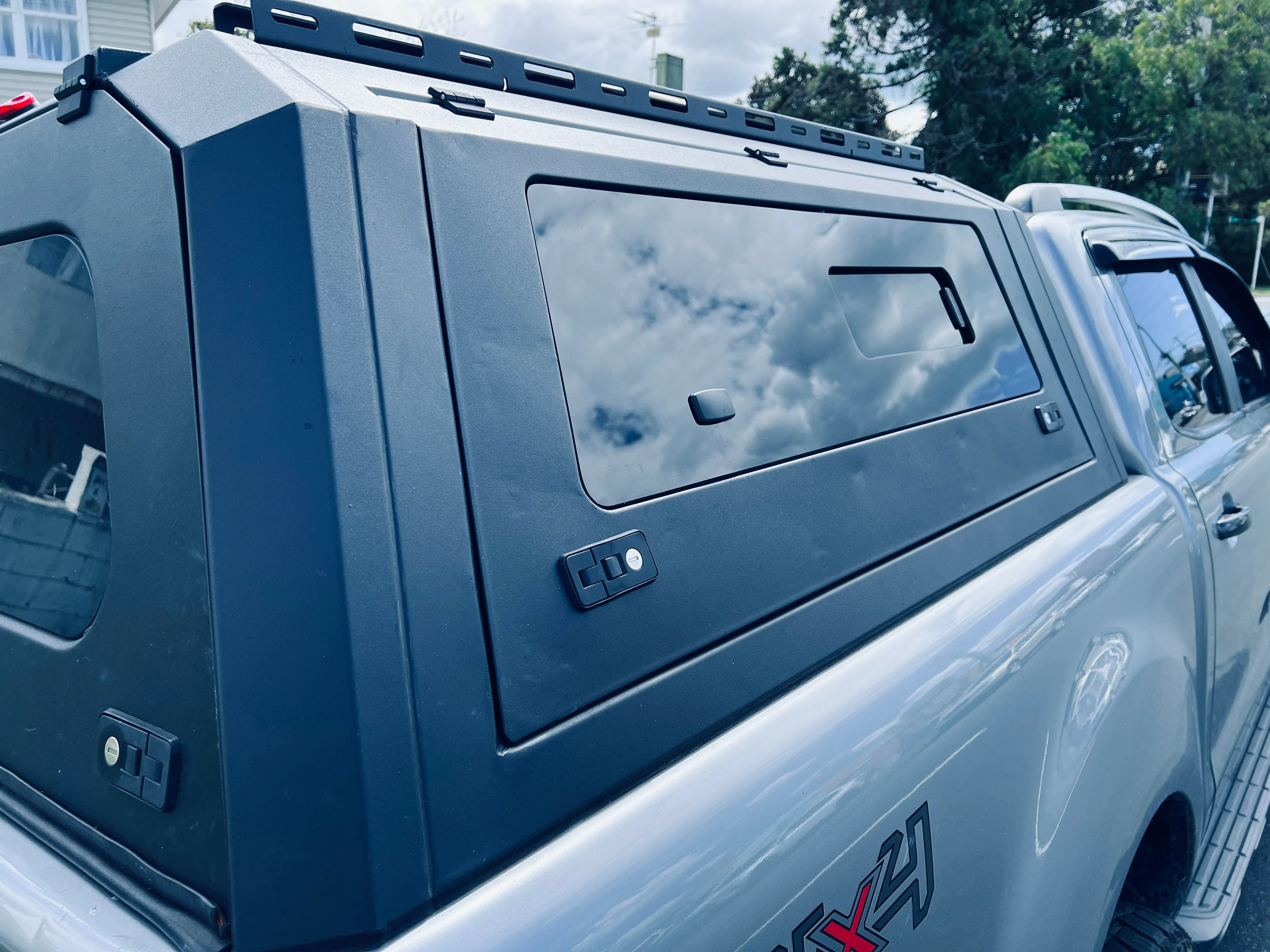 FORD RANGER & RAPTOR  2012-2022 -   Heavy Duty Secure & Strong Lock-up Aluminium Canopy ( PRE-ORDER )