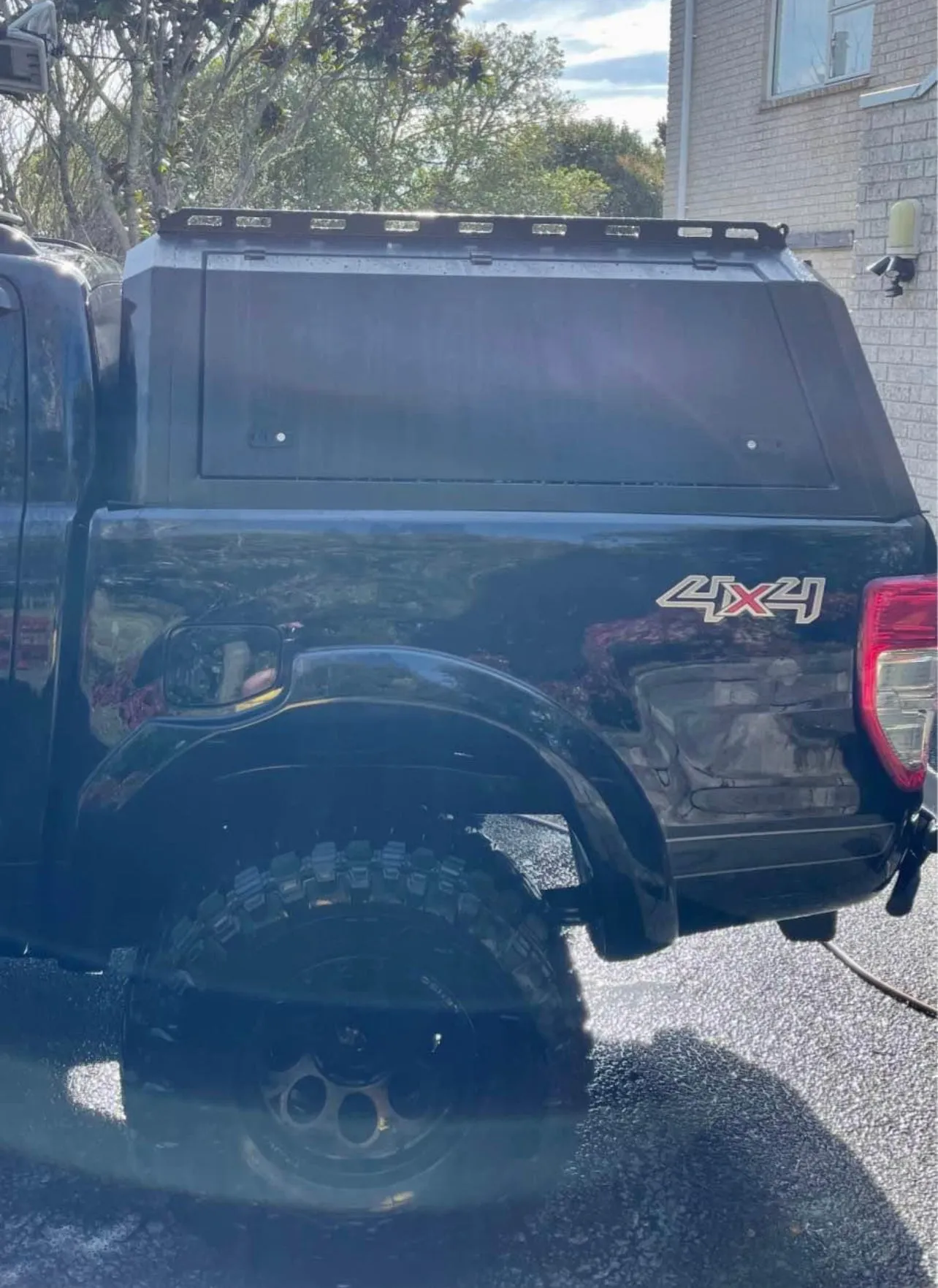 FORD RANGER & RAPTOR  2012-2022 -   Heavy Duty Secure & Strong Lock-up Aluminium Canopy ( PRE-ORDER )