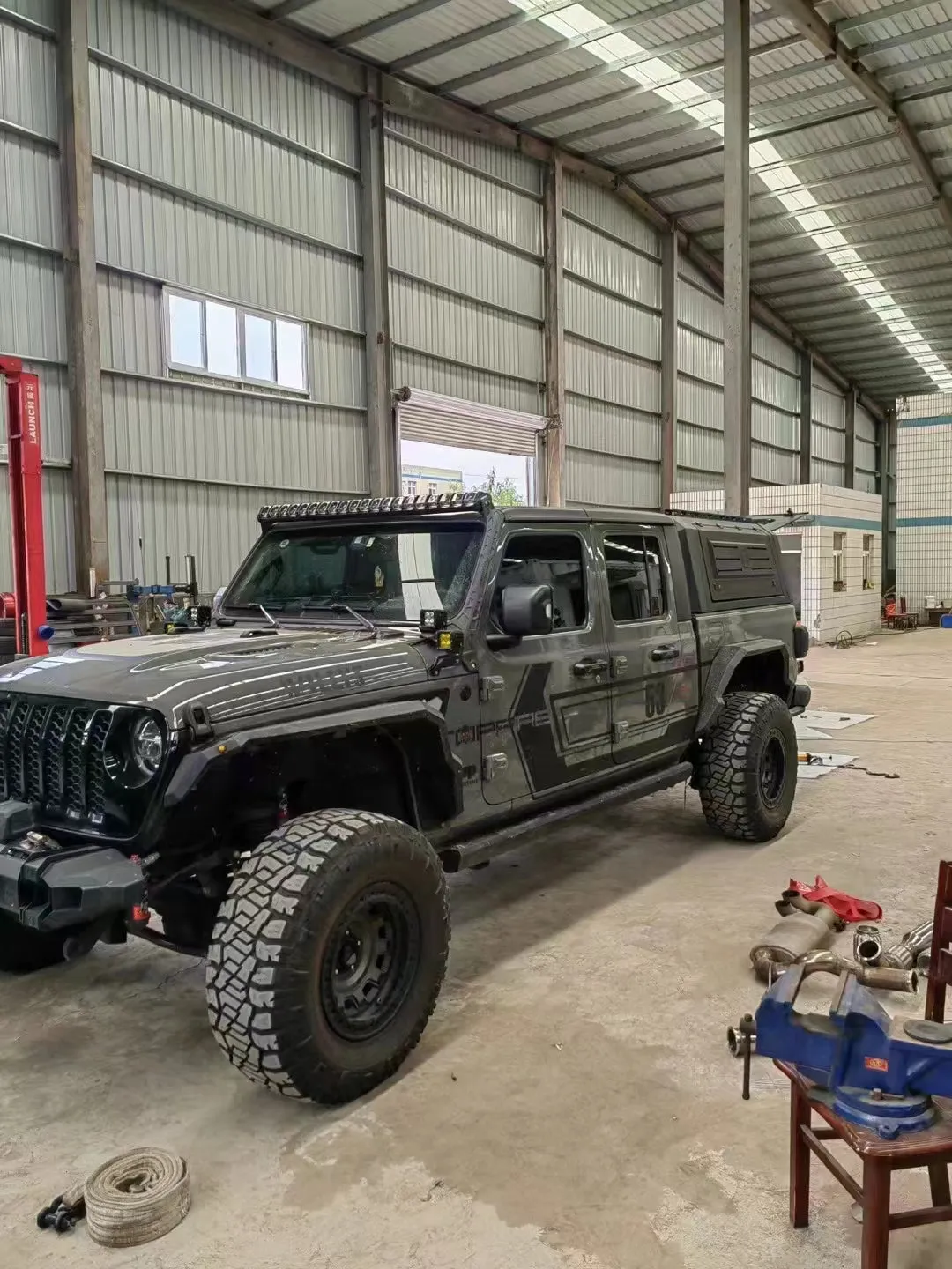 JEEP  Gladiator Heavy Duty Secure & Strong Lock-up ALUMINIUM Canopy