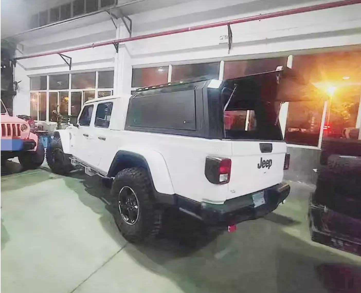 JEEP  Gladiator Heavy Duty Secure & Strong Lock-up ALUMINIUM Canopy