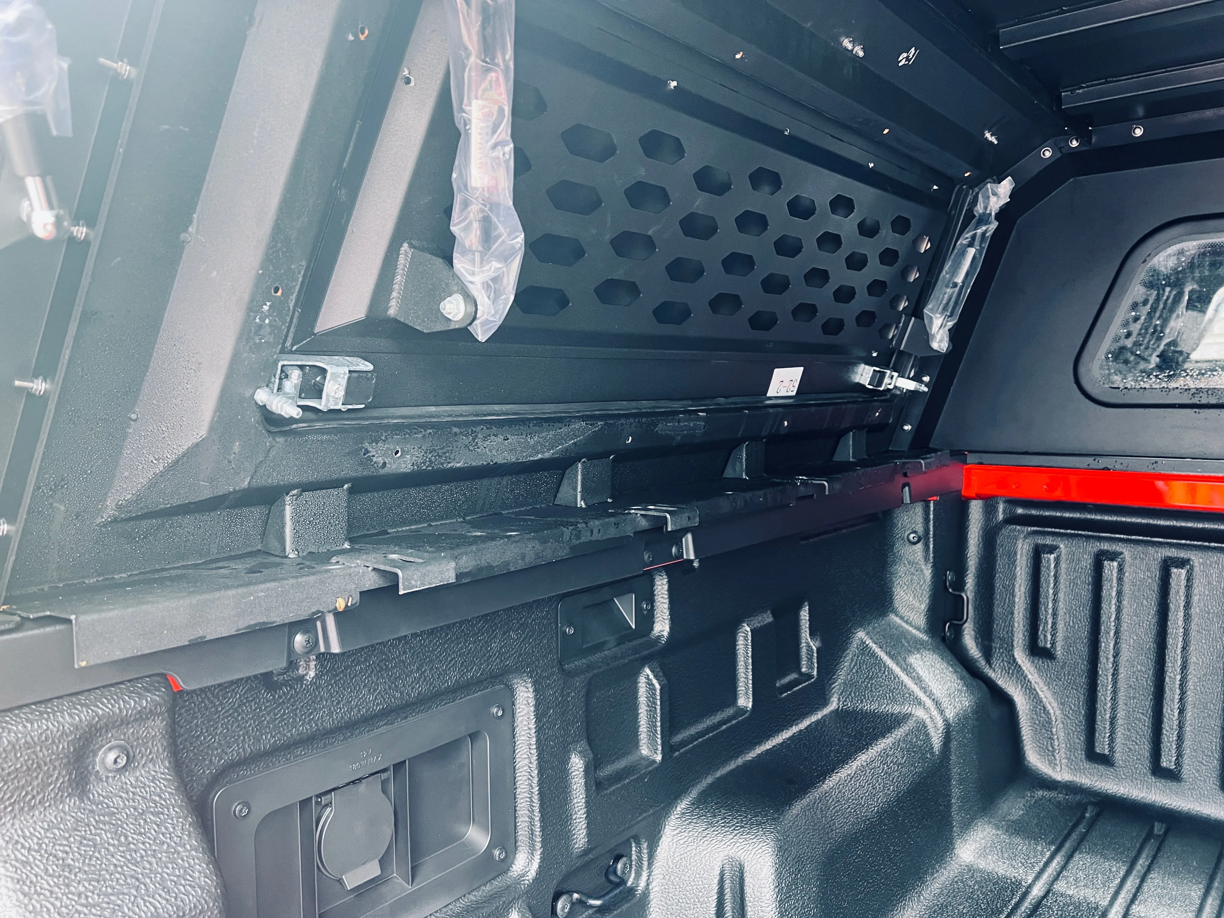 NEXT-GEN 2022  FORD RANGER & RAPTOR  Aluminium Canopy ( FREE WORLD WIDE SHIPPING )